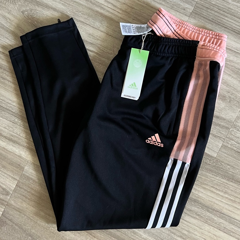 🆕 NWT adidas Womens athletic pants